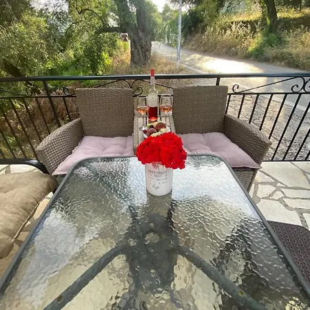 Tsoukias House Appartement *