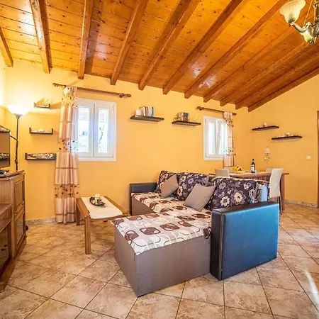 Апартаменты Tsoukias House