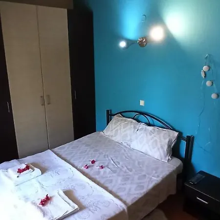 Tsoukias House * Палеокастрица